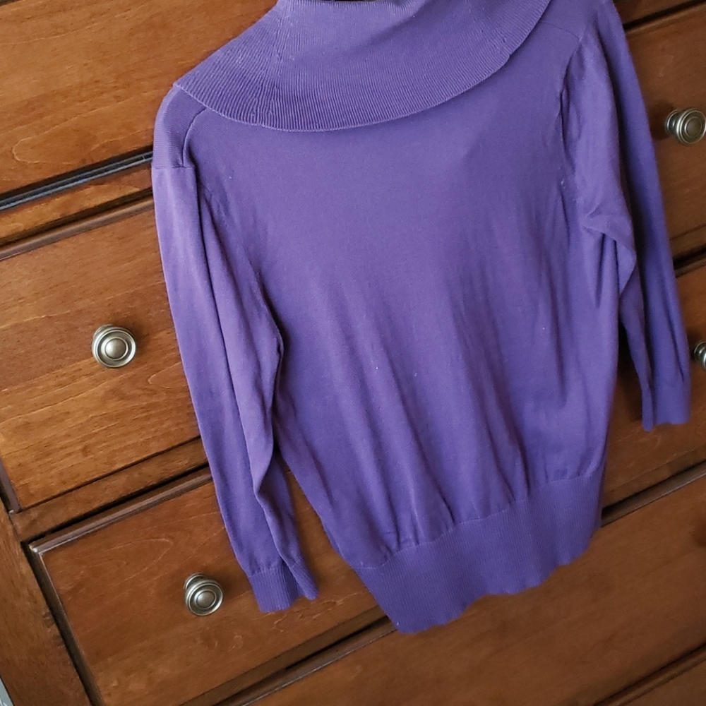 Sweater - Picture 3 of 3
